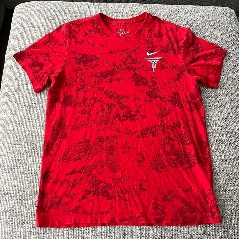 Men’s Nike Shirt